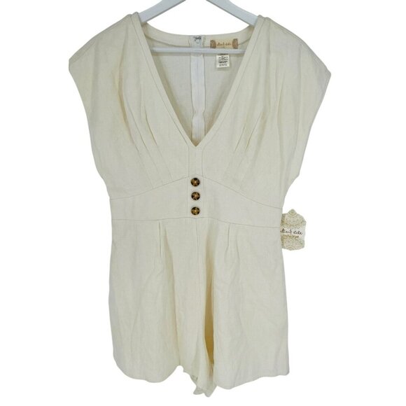 Altar'd State Romper Women's Size L Ivory Deep V-Neck Cap Sleeve Pleated NWT - Picture 2 of 11